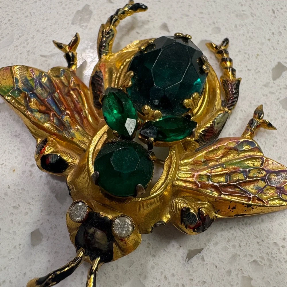 Vintage Gold and Green Insect Brooch - Picture 2 of 6